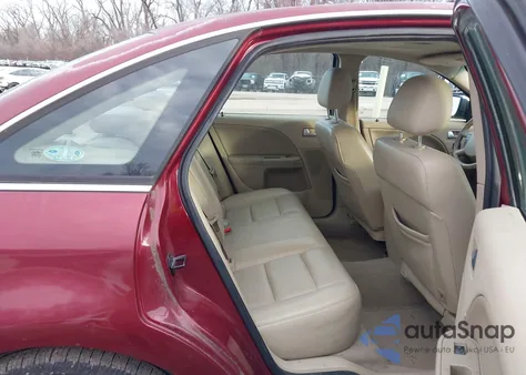 2005 Ford Five Hundred Limited from USA, damaged, VIN 1FAFP25155G100621